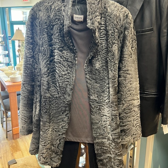 Beautiful genuine Swakara coat - Picture 1 of 8